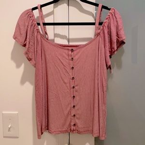 Off-the-shoulder striped short sleeved top